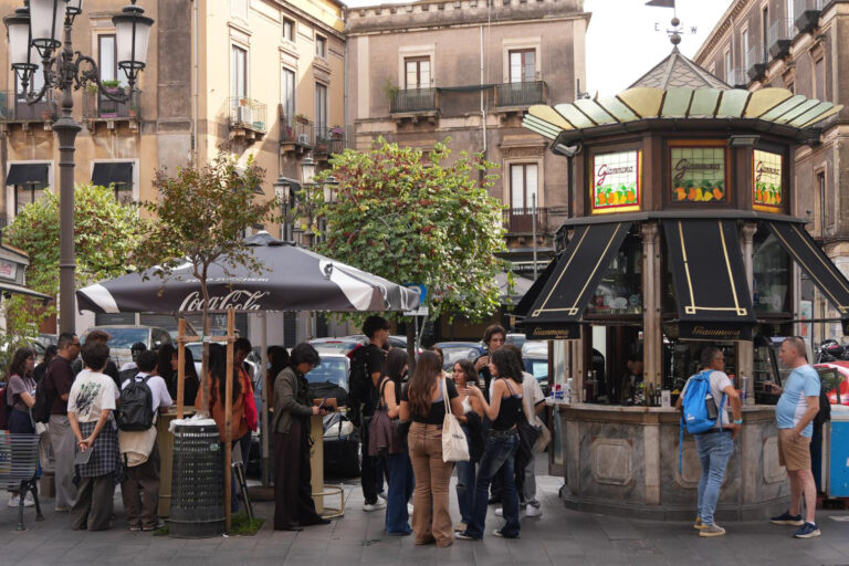 Stargate. Seltz x i chioschi di Catania